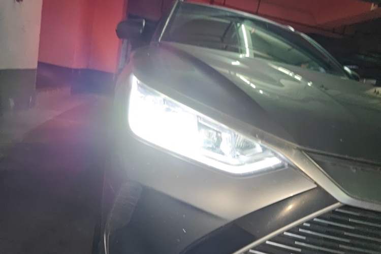 Used BYD Song PLUS New Energy 2021 DM-i 110KM Flagship PLUS Right Front Headlight