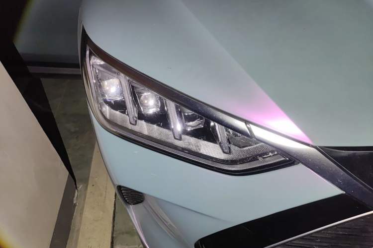 Used BYD Song PLUS New Energy 2021 DM-i 51KM Prestige Model Right Front Headlight