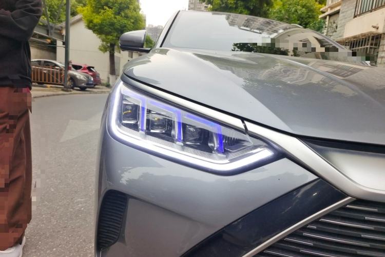 Used BYD Song PLUS New Energy 2021 DM-i 110KM Flagship PLUS Right Front Headlight