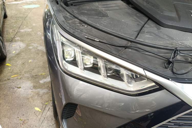 Used BYD Song PLUS New Energy 2021 DM-i 51KM Prestige Model Right Front Headlight