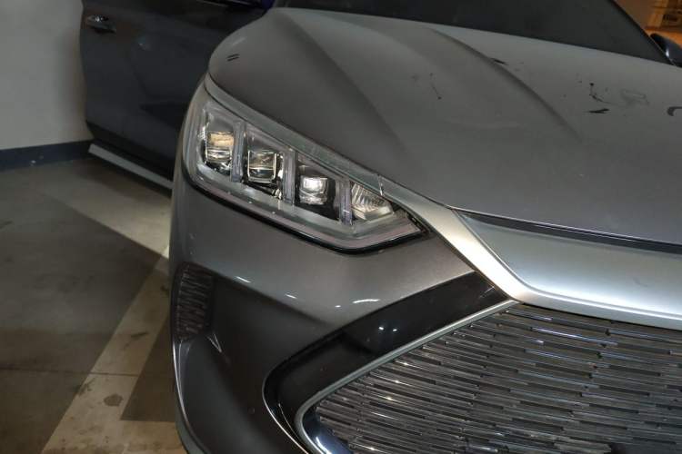 Used BYD Song PLUS New Energy 2021 DM-i 110KM Flagship PLUS Right Front Headlight