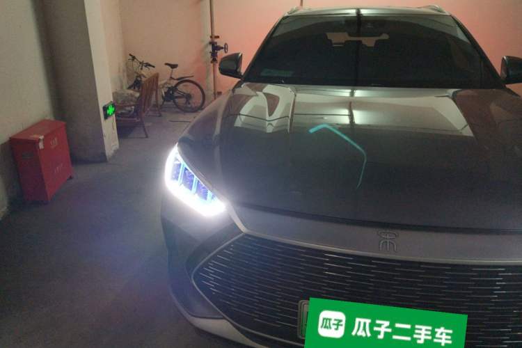 Used BYD Song PLUS New Energy 2021 DM-i 100KM Four-Wheel Drive Flagship PLUS Right Front Headlight