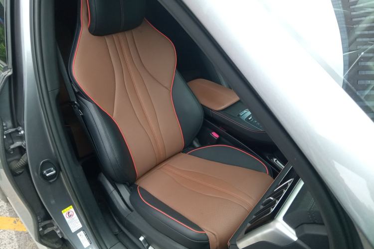 Used BYD Song PLUS New Energy 2021 DM-i 100KM Four-Wheel Drive Flagship PLUS Right Front Seat