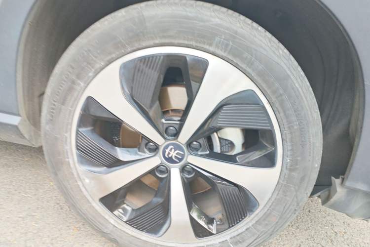 Used BYD Song PLUS New Energy 2021 DM-i 110KM Flagship Model Right Front Wheel Hub