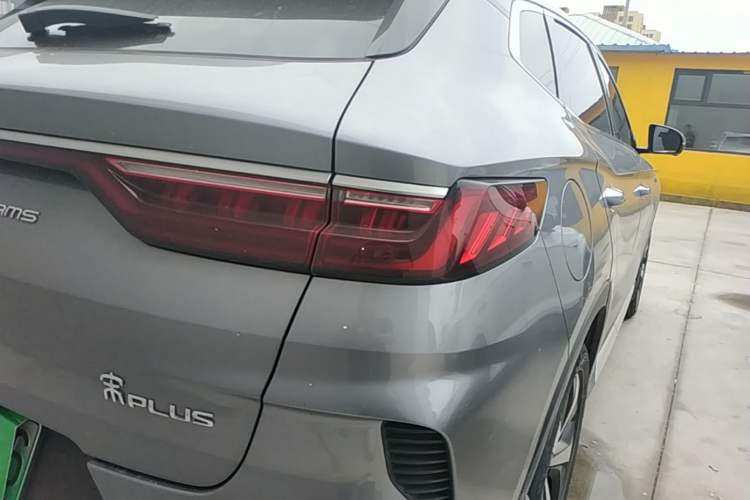 Used BYD Song PLUS New Energy 2021 EV Flagship Model Right Rear Taillight