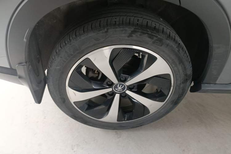 Used BYD Song PLUS New Energy 2021 DM-i 51KM Prestige Model Right Rear Wheel Hub