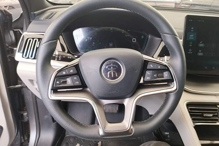 Used BYD Song PLUS New Energy 2021 EV Flagship Model Steering Wheel