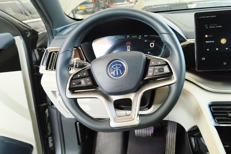 Used BYD Song PLUS New Energy 2021 EV Flagship Model Steering Wheel