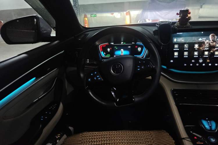 Used BYD Song PLUS New Energy 2021 DM-i 110KM Flagship Model Steering Wheel