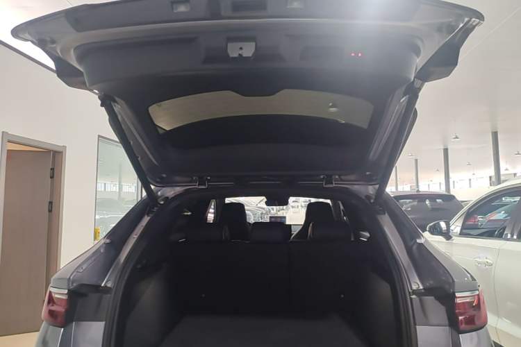 Used BYD Song PLUS New Energy 2021 DM-i 110KM Flagship PLUS Trunk
