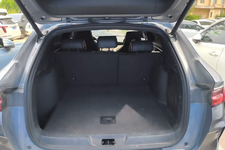 Used BYD Song PLUS New Energy 2021 DM-i 110KM Flagship PLUS 5G Edition Trunk