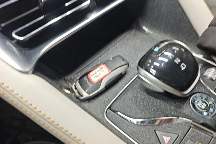 Used BYD Song PLUS New Energy 2021 DM-i 110KM Flagship PLUS Vehicle Key