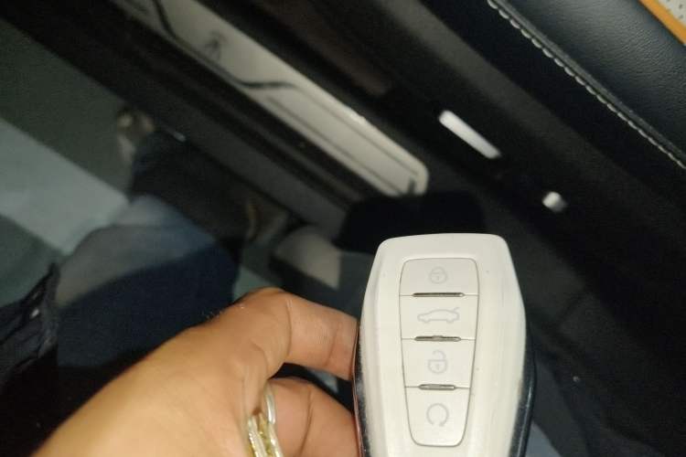 Used BYD Song PLUS New Energy 2021 DM-i 110KM Flagship PLUS Vehicle Key