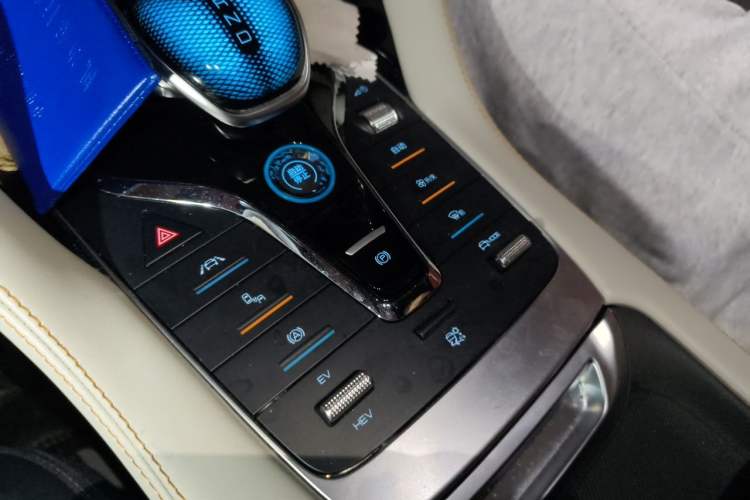 Used BYD Song PLUS New Energy 2021 DM-i 110KM Flagship PLUS 5G Edition Vehicle Key