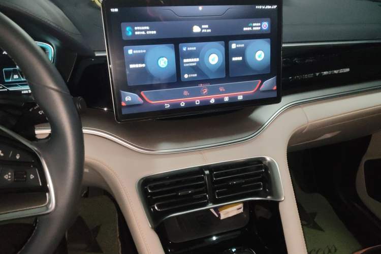 Used BYD Song PLUS New Energy 2021 DM-i 51KM Prestige Model Audio And AC Panel