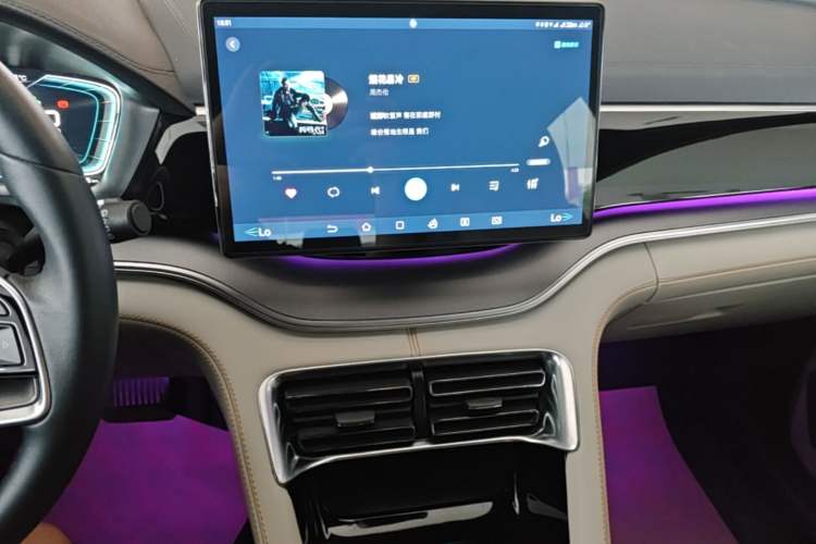 Used BYD Song PLUS New Energy 2021 DM-i 51KM Prestige Model Audio And AC Panel