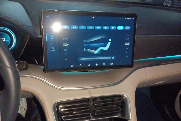 Used BYD Song PLUS New Energy 2021 EV Deluxe Model Audio And AC Panel