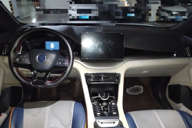 Used BYD Song PLUS New Energy 2021 DM-i 110KM Flagship Model Center Console