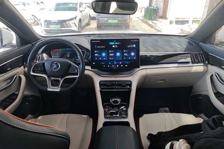 Used BYD Song PLUS New Energy 2021 DM-i 110KM Flagship PLUS 5G Edition Center Console