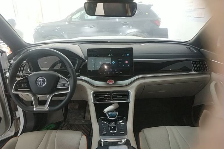 Used BYD Song PLUS New Energy 2021 DM-i 110KM Flagship PLUS Center Console
