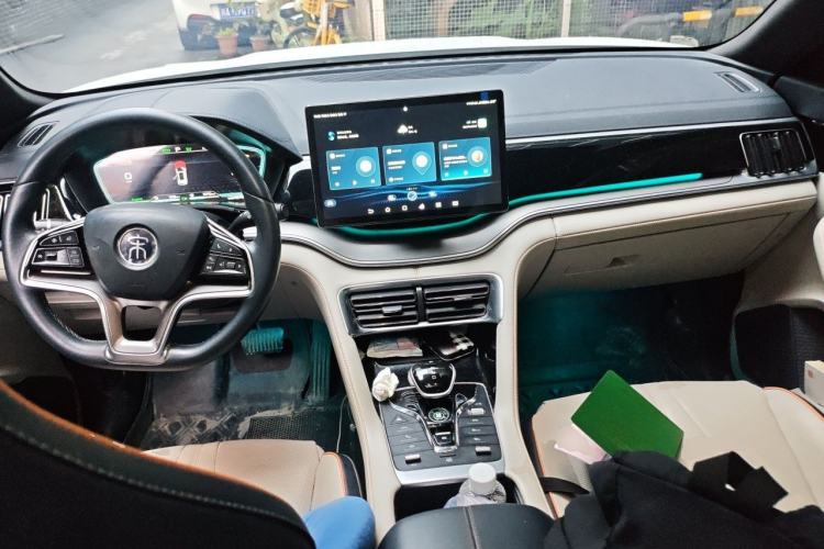 Used BYD Song PLUS New Energy 2021 DM-i 110KM Flagship PLUS Center Console
