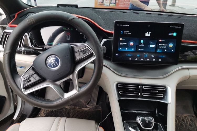 Used BYD Song PLUS New Energy 2021 DM-i 110KM Flagship PLUS Center Console