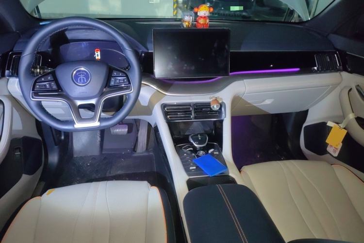 Used BYD Song PLUS New Energy 2021 DM-i 110KM Flagship PLUS Center Console