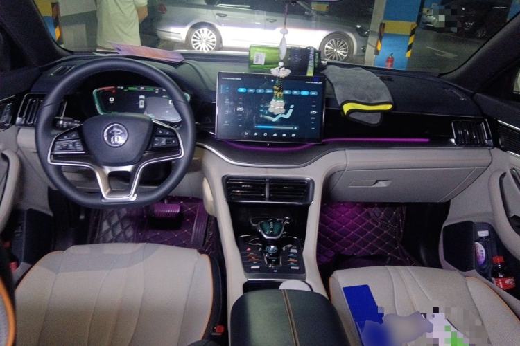 Used BYD Song PLUS New Energy 2021 EV Flagship Model Center Console