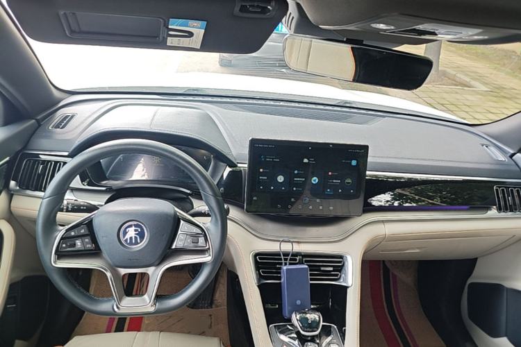 Used BYD Song PLUS New Energy 2021 DM-i 110KM Flagship PLUS Center Console