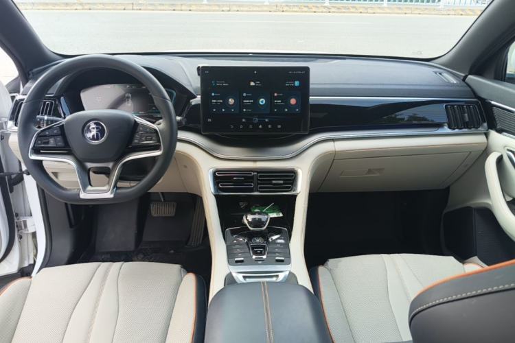 Used BYD Song PLUS New Energy 2021 DM-i 51KM Prestige Model Center Console