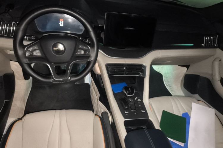 Used BYD Song PLUS New Energy 2021 DM-i 110KM Flagship PLUS Center Console