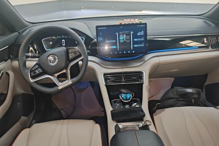 Used BYD Song PLUS New Energy 2021 DM-i 110KM Flagship PLUS Center Console