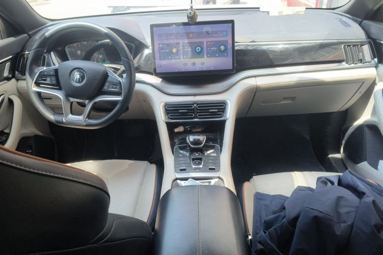 Used BYD Song PLUS New Energy 2021 EV Flagship Model Center Console