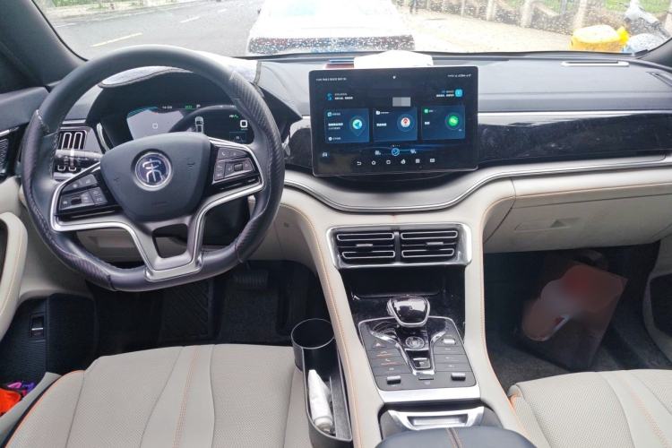 Used BYD Song PLUS New Energy 2021 DM-i 110KM Flagship Model Center Console
