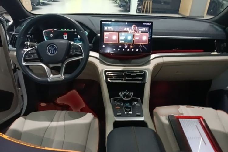 Used BYD Song PLUS New Energy 2021 DM-i 110KM Flagship PLUS Center Console