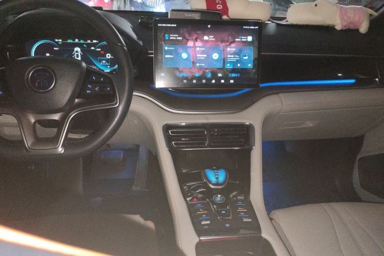 Used BYD Song PLUS New Energy 2021 DM-i 110KM Flagship PLUS Center Console
