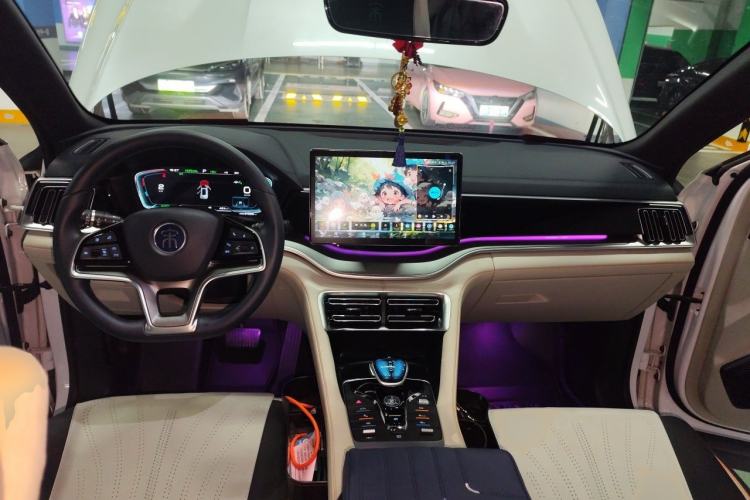Used BYD Song PLUS New Energy 2021 DM-i 110KM Flagship PLUS Center Console