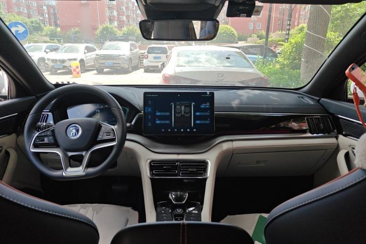Used BYD Song PLUS New Energy 2021 DM-i 110KM Flagship PLUS Center Console