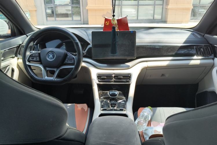 Used BYD Song PLUS New Energy 2021 DM-i 110KM Flagship PLUS Center Console