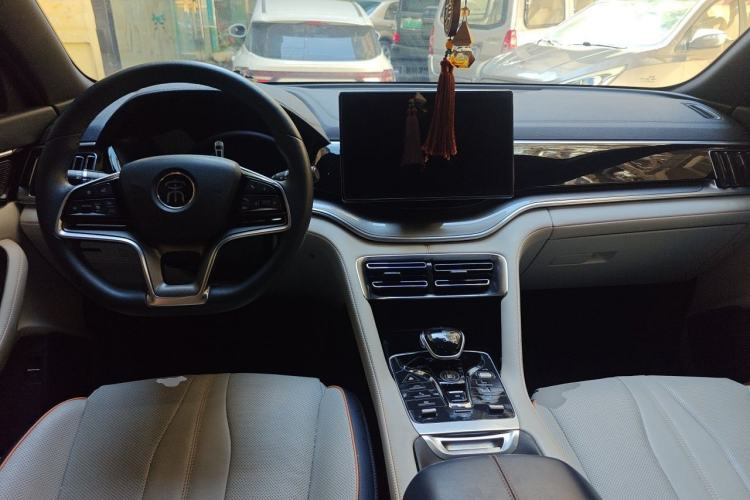 Used BYD Song PLUS New Energy 2021 DM-i 110KM Flagship PLUS Center Console