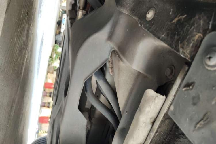 Used BYD Song PLUS New Energy 2021 DM-i 110KM Flagship Model Chassis Front Left