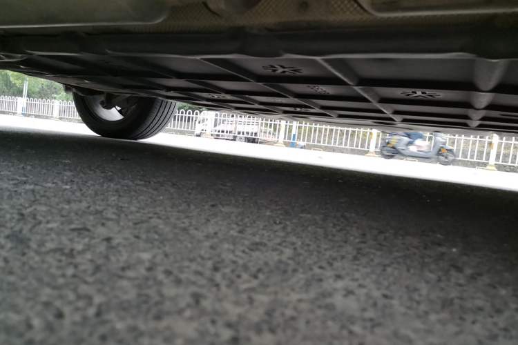 Used BYD Song PLUS New Energy 2021 DM-i 110KM Flagship PLUS Chassis Front Right