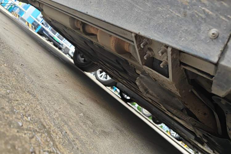 Used BYD Song PLUS New Energy 2021 DM-i 110KM Flagship Model Chassis Front Right