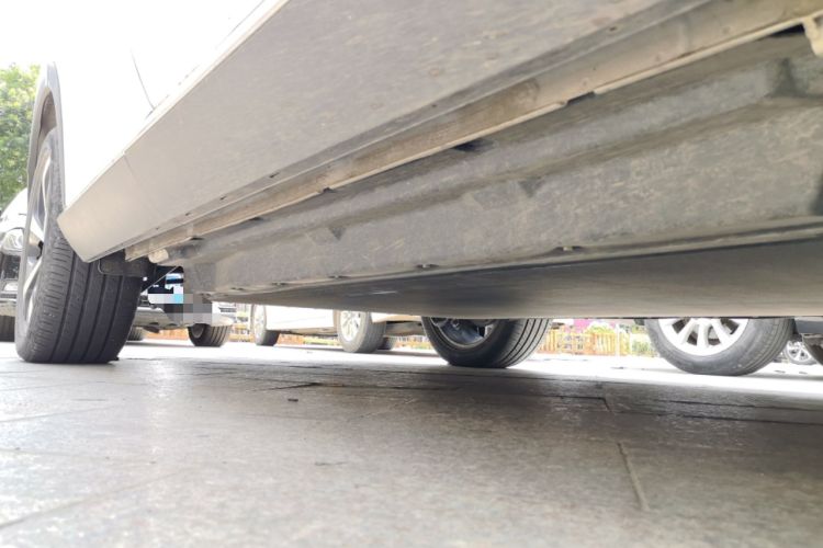 Used BYD Song PLUS New Energy 2021 EV Flagship Model Chassis Front Right