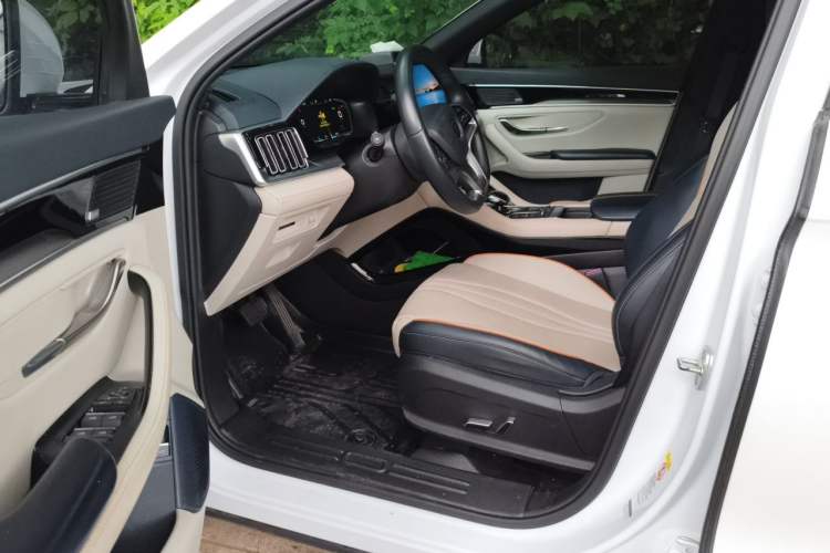 Used BYD Song PLUS New Energy 2021 DM-i 110KM Flagship PLUS Driver Seat