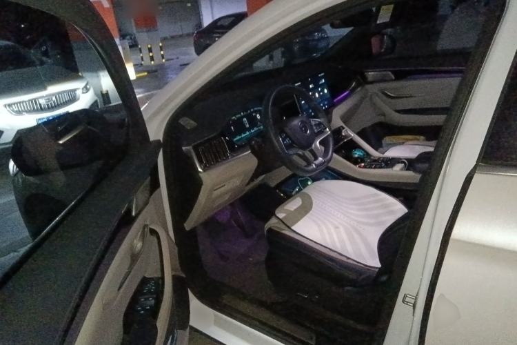 Used BYD Song PLUS New Energy 2021 DM-i 110KM Flagship PLUS Driver Seat