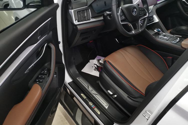 Used BYD Song PLUS New Energy 2021 DM-i 100KM Four-Wheel Drive Flagship PLUS Driver Seat