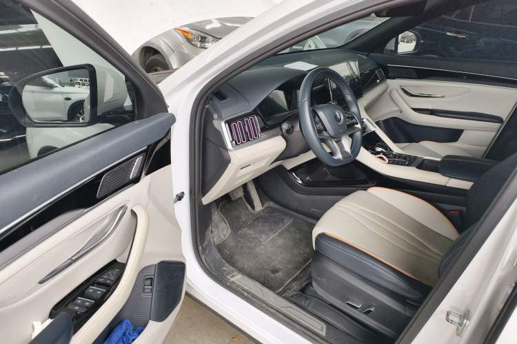 Used BYD Song PLUS New Energy 2021 EV Flagship Model Driver Seat