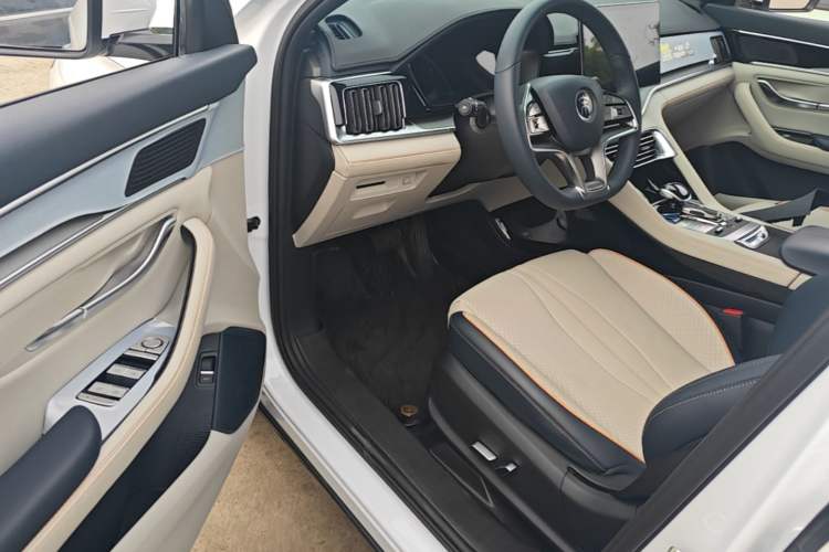 Used BYD Song PLUS New Energy 2021 DM-i 110KM Flagship PLUS Driver Seat