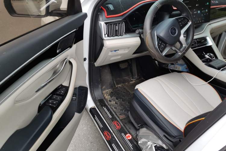 Used BYD Song PLUS New Energy 2021 DM-i 110KM Flagship PLUS Driver Seat